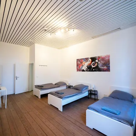 Apartment Monteurwohnung-in-guelzow-fuer-bis-zu-7-personen-mit-wlan-parkplatz-gemeinschaftskueche-gwhe1301 Gulzow
